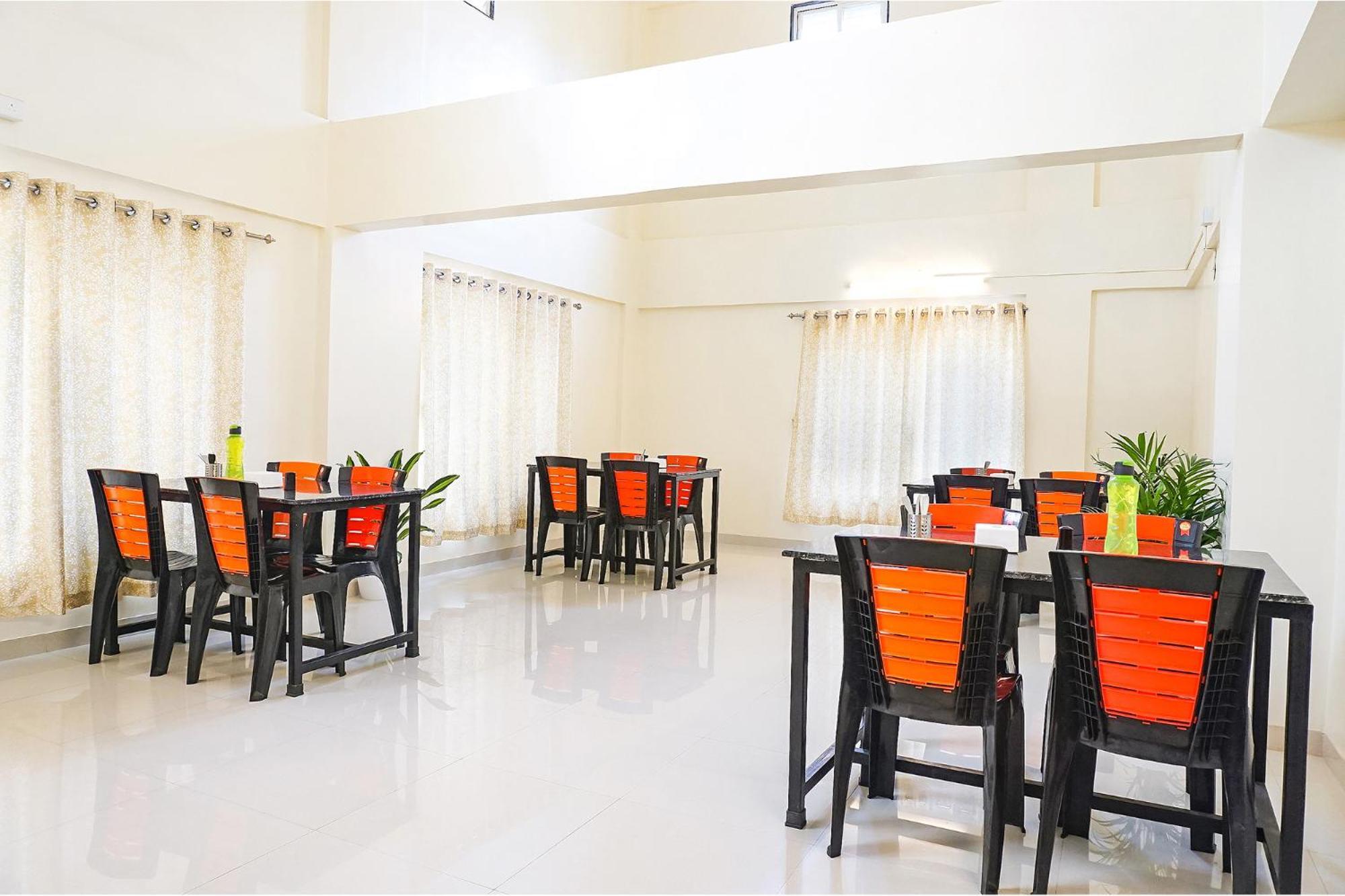 Fabhotel Majestic Luxurious - Nr Rajaram Bhiku Pathare Stadium Pune Exterior foto